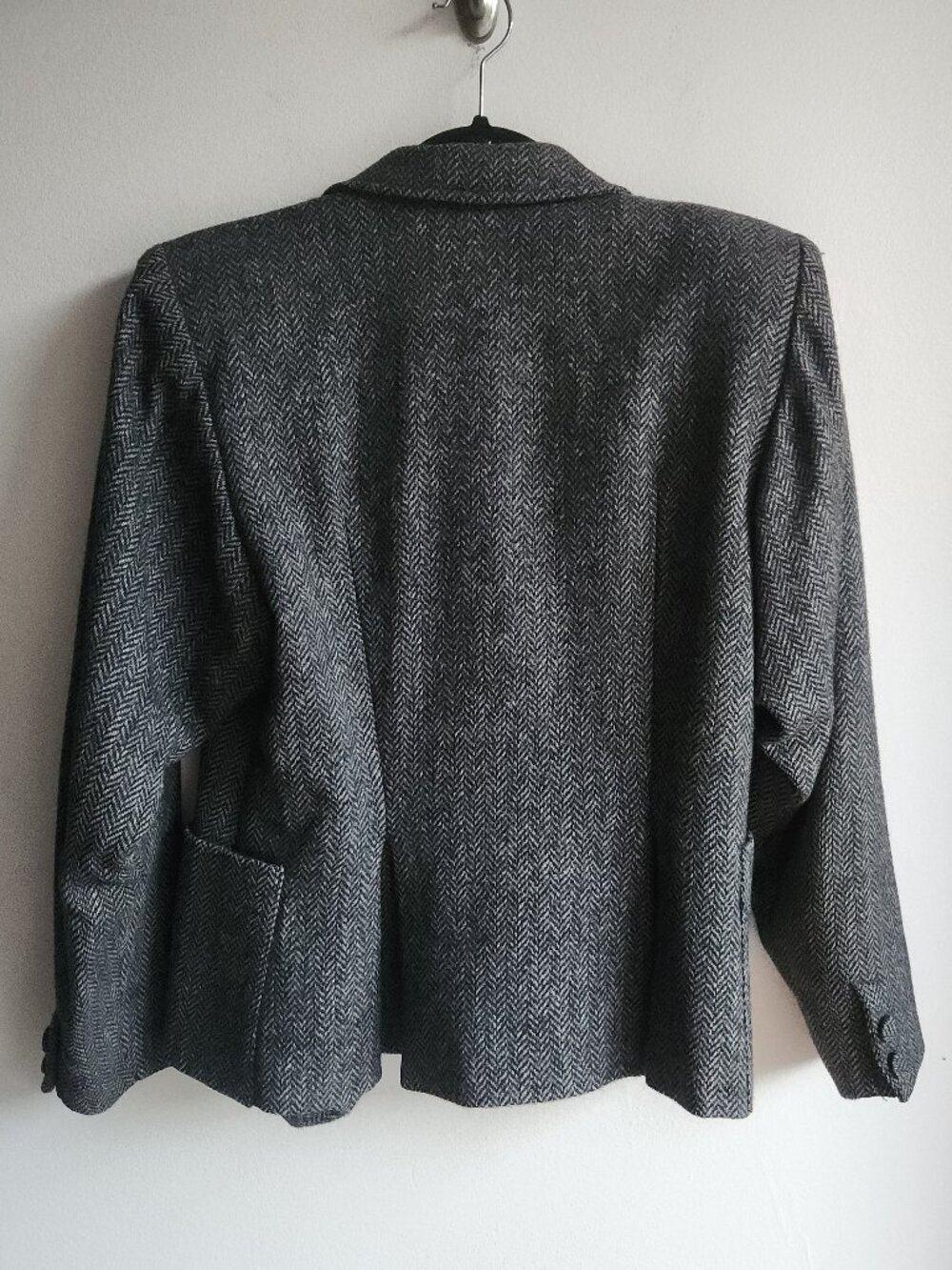 Emmanuelle Khanh Paris Vintage Dark Gray Herringbone Blazer - Sz 10 (approx.) - Picture 10 of 15